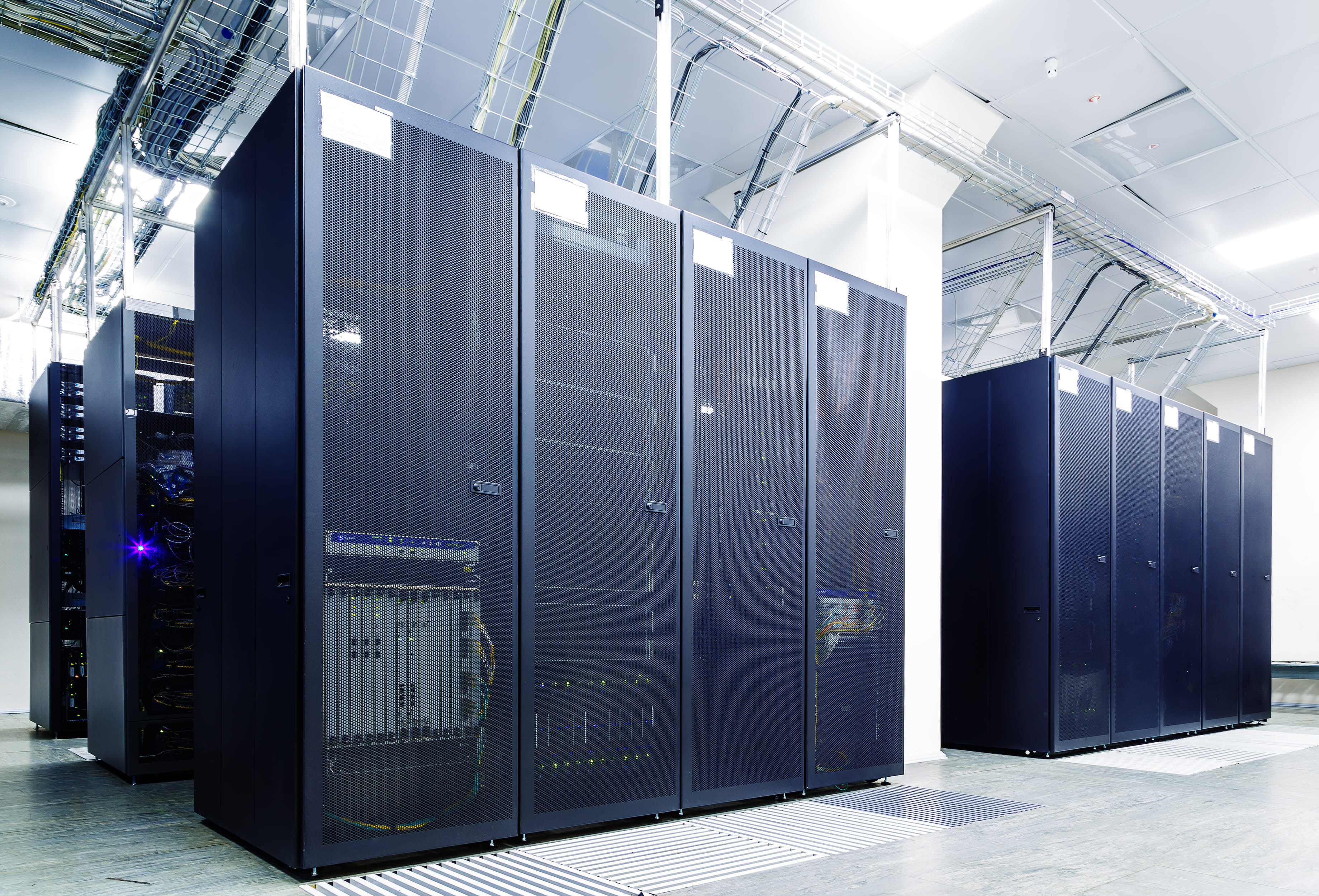 Modern enterprise data center infrastructure